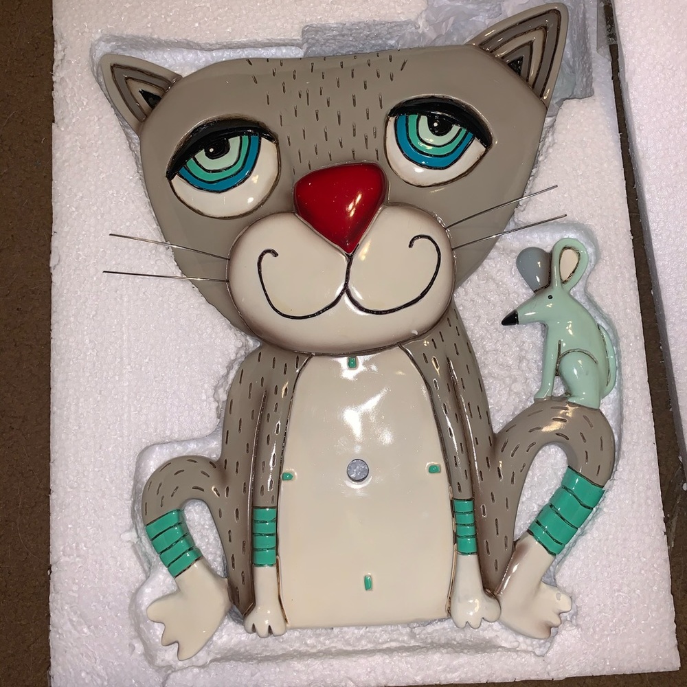 Whimsical pendulum clock